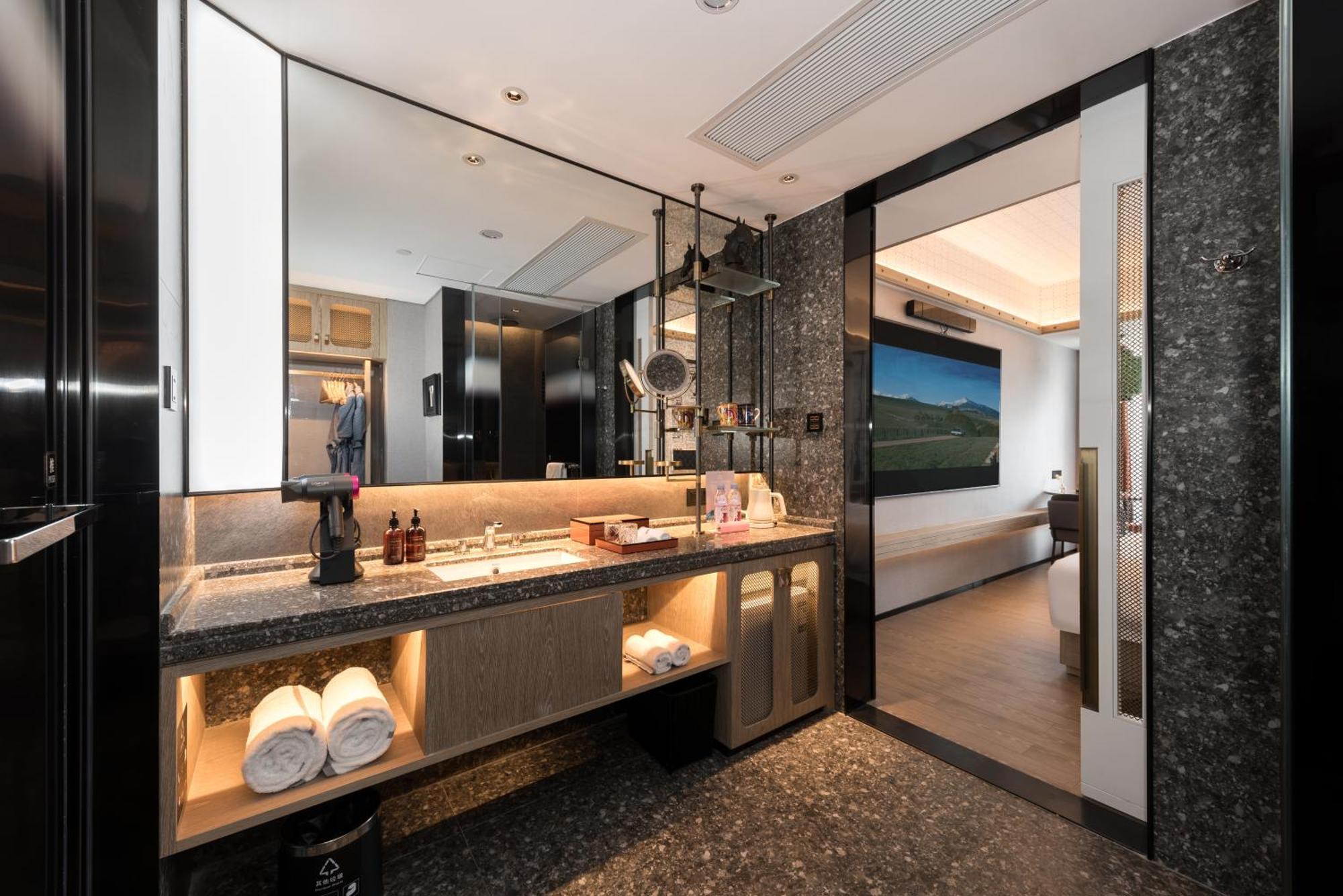 Paco Hotel Canton Tower Pazhou-Free Shuttle Bus For Canton Fair Экстерьер фото